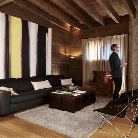 Aparthotel Luxury Penthouse Duplex In A Chalet, Villars-gryon *